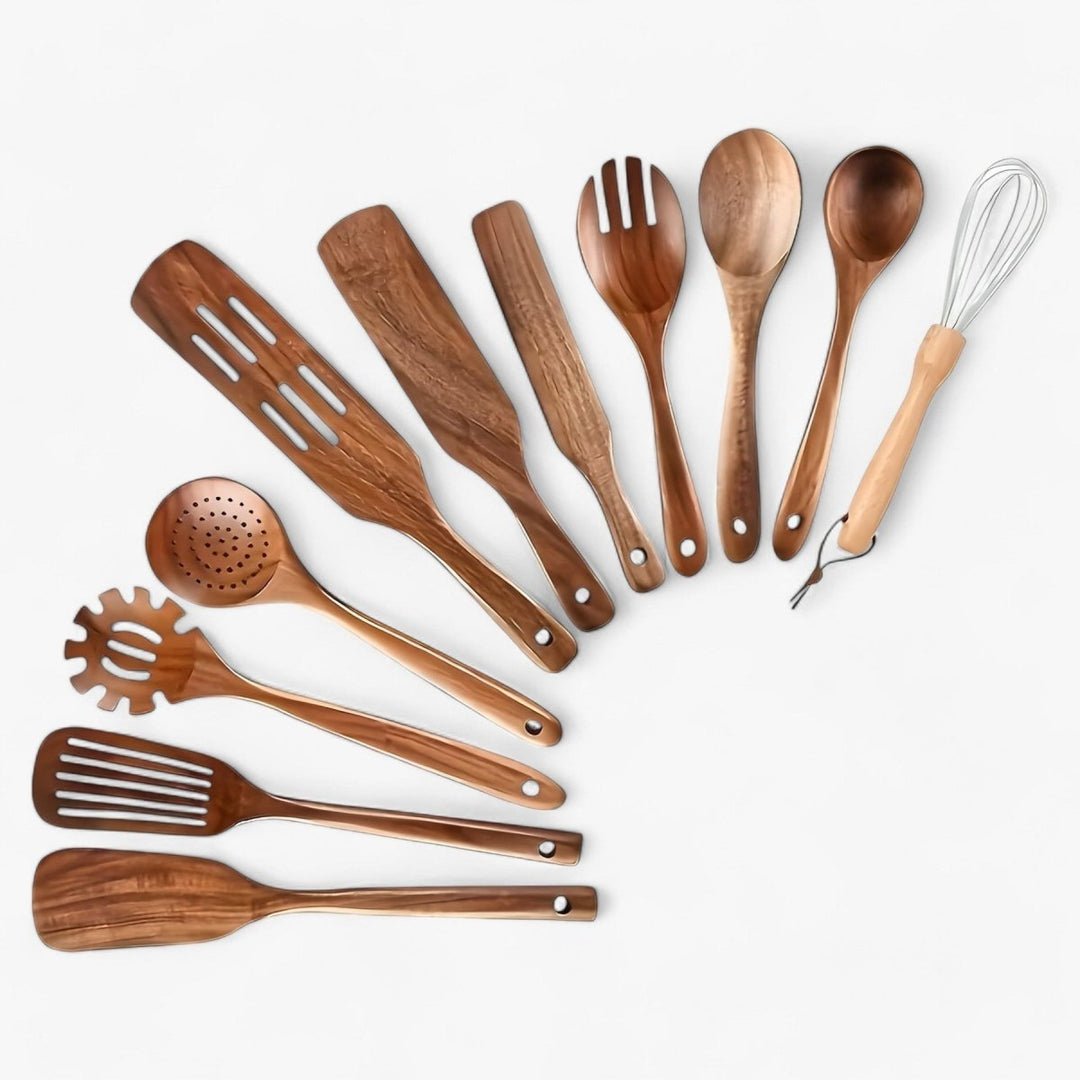 11-teiliges hitzebeständiges Küchenutensilien-Set aus Holz für antihaftbeschichtete Töpfe und Pfannen zum Kochen.