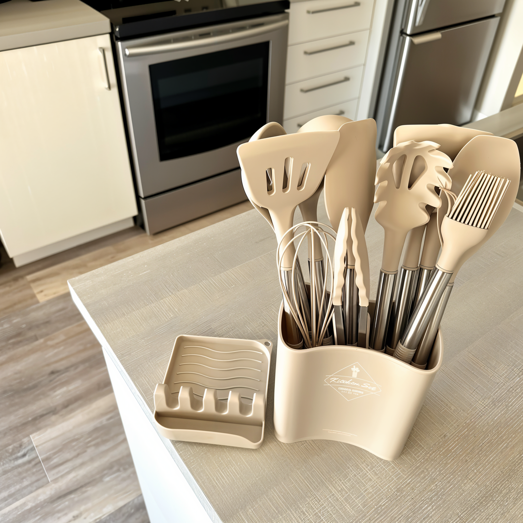 Antihaft Silikon Küchenhelfer-Set mit praktischen Hängeösen, für aufgeräumte Küchen.
