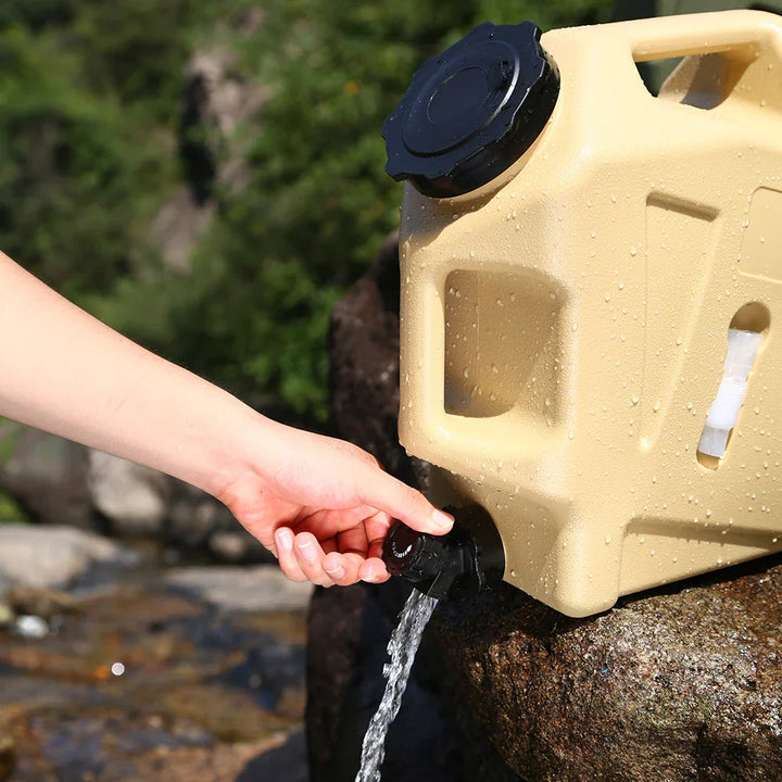 Praktischer 12L Notfall-Wasserbehälter für Überleben, Camping & Outdoor-Vorbereitung.