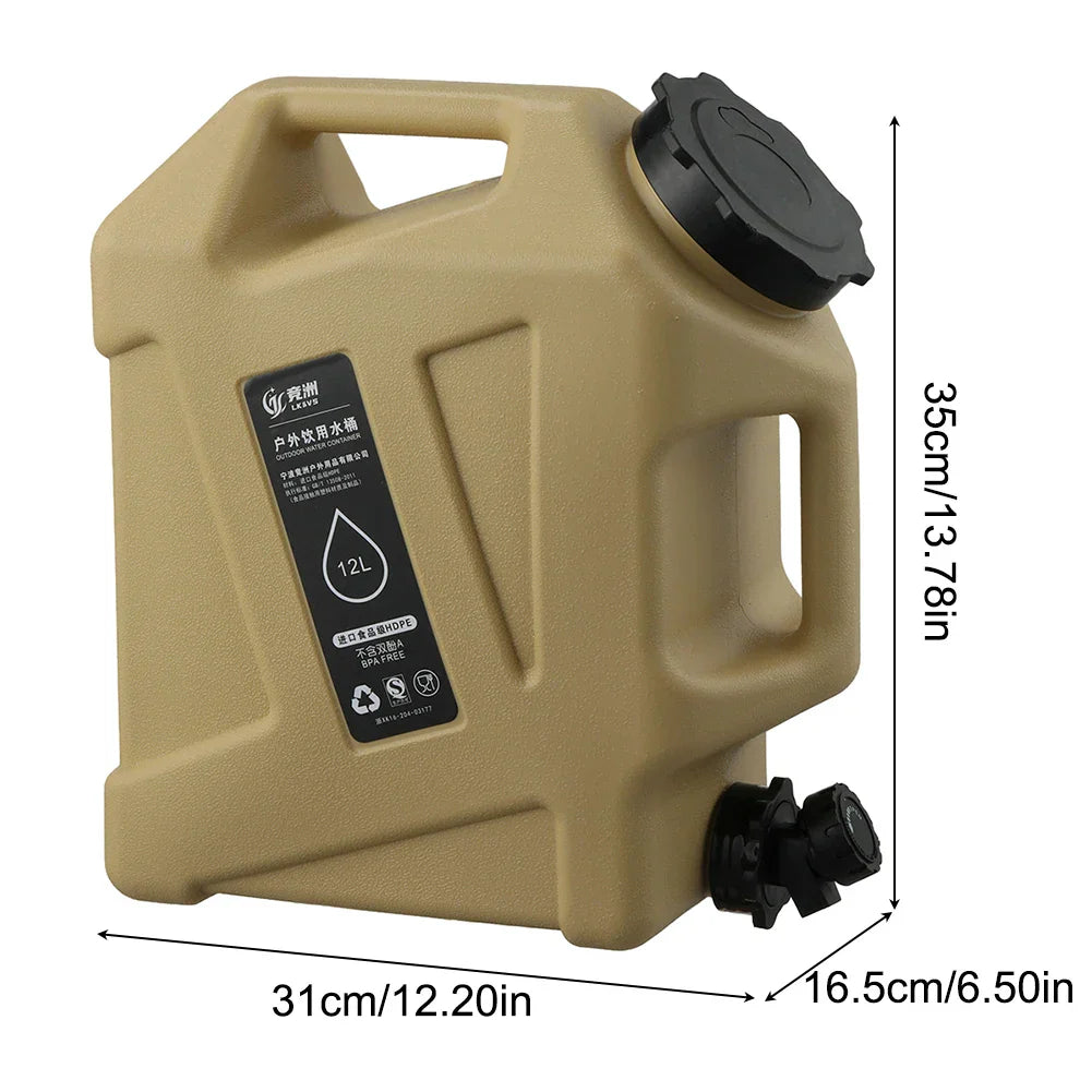 Handlicher 12L Wasserkanister mit ergonomischem Griff, perfekt für Outdoor, Camping und Wandern.
