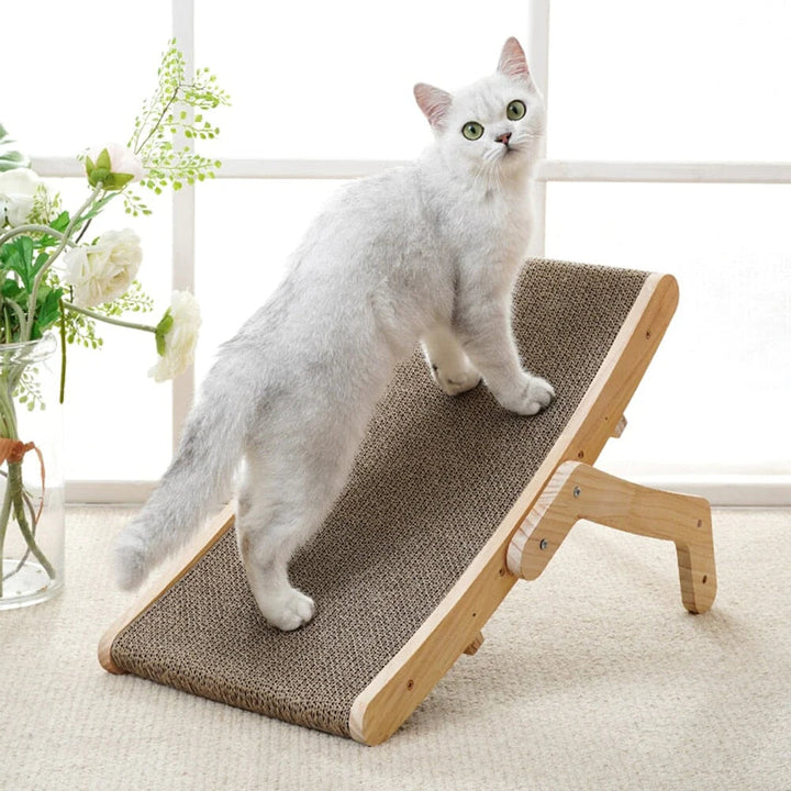 Der vielseitige 3-in-1 Kratzbaum für Katzen kombiniert Kratzmöbel, Katzenspielzeug und gemütlichen Ruheplatz.