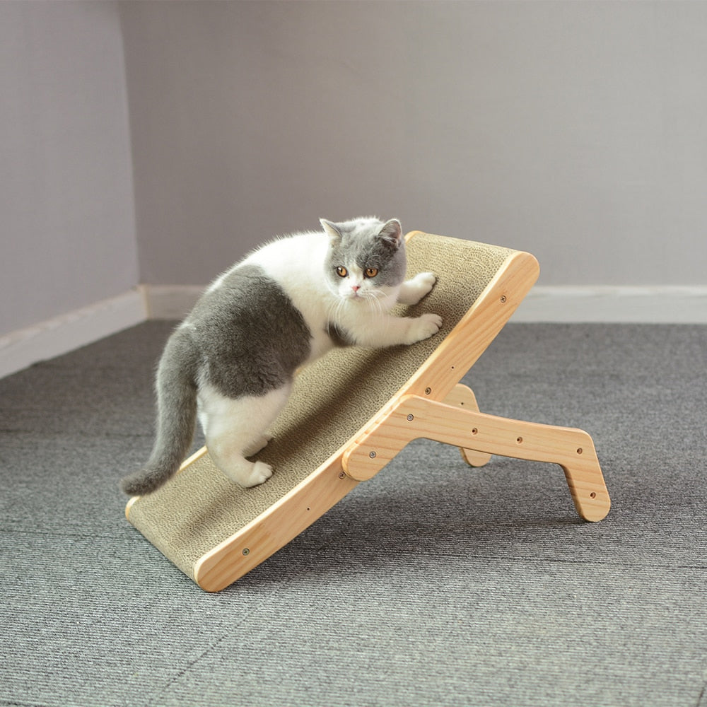 Modernes Katzenzubehör: Stilvoller ClawLounge™ Kratzbaum in schlichtem Design, passt in jedes Zuhause.