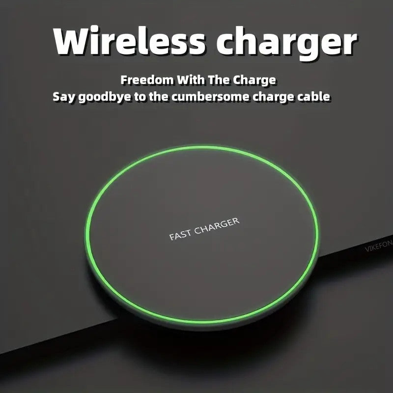 Effizientes 30W Schnellladegerät, kabelloses Induktionsladepad für Smartphones.