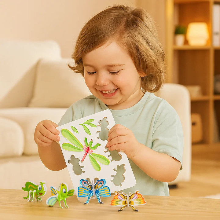 Kinder setzen 3D Schaumstoff-Puzzles zusammen (Flugzeuge, Insekten). Pädagogisches Lernspielzeug.