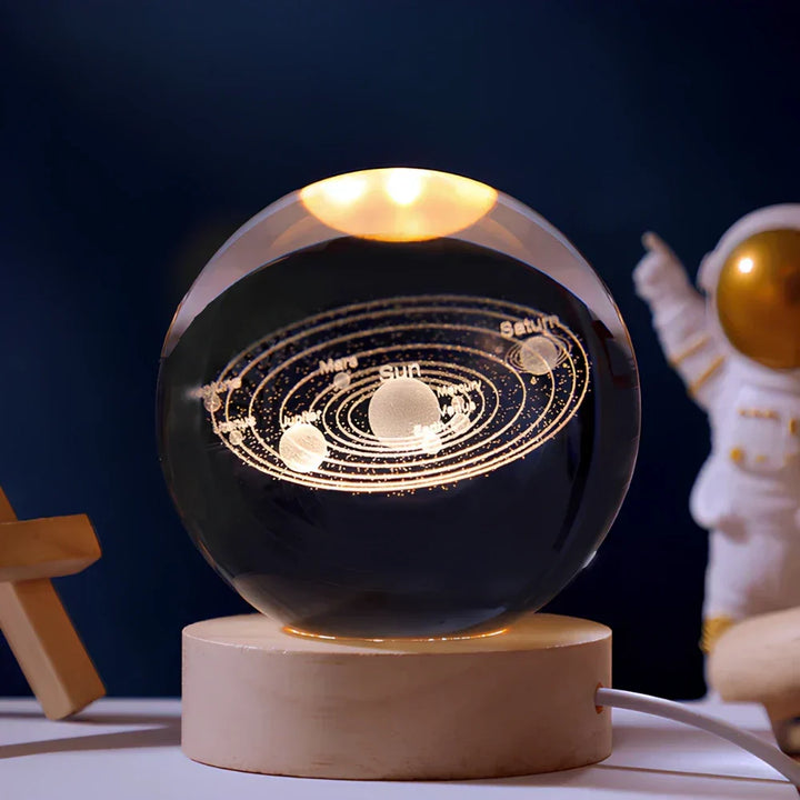 Magische 3D Mond Kristallkugel Lampe mit warmem LED-Licht, ideal als Nachtlicht für Zimmer.