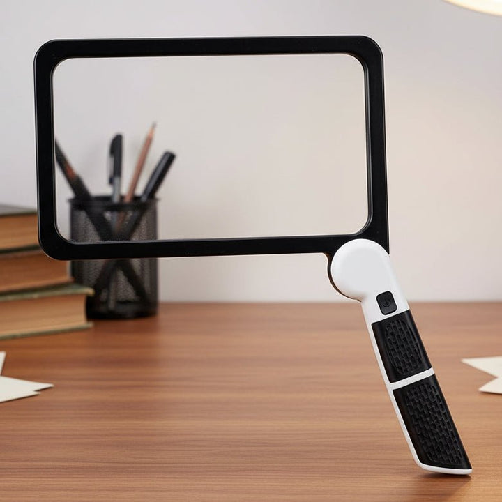 5-fache LED-Handlupe mit Beleuchtung für klares Lesen & Detailarbeit. Ergonomisches Design für komfortable Nutzung.