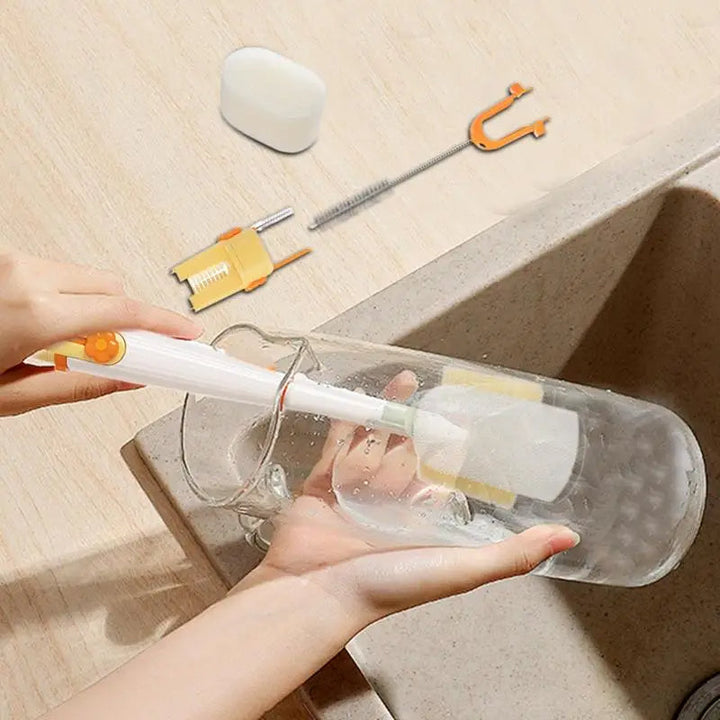 Praktischer 5-in-1 Flaschenreiniger, inkl. Flaschenbürste, Gläserreiniger & Detailbürsten für Sauberkeit.