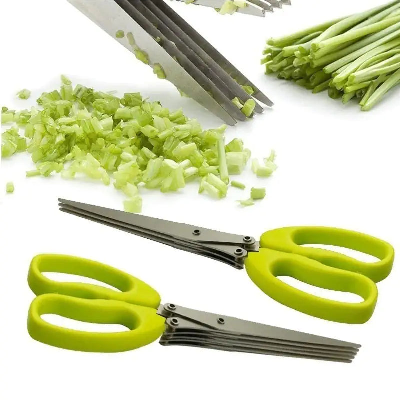 Robuste 5-lagige Edelstahl-Küchenschere, ideal als Zerkleinerer für eine effiziente Zubereitung.