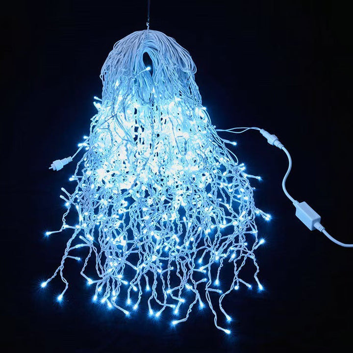 Lange 50m LED-Eiszapfen-Lichterkette für vielseitige Außen-Dekoration, schafft festliche Stimmung, wetterfest.