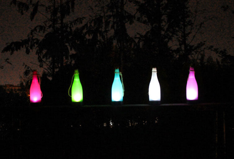Solar Weinflaschenlichter LED Hängeleuchte, 5er Set für Garten, Terrasse und stimmungsvolle Outdoor-Deko.