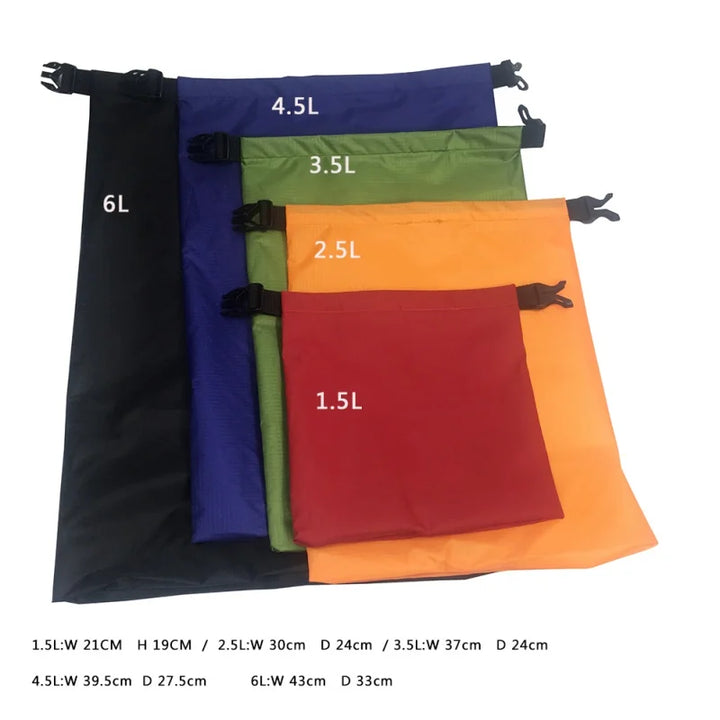 Wasserdichte Dry Bags im 5er-Set für Wassersport, Kajak & Strand. Schützt Ausrüstung zuverlässig vor Wasser & Sand.