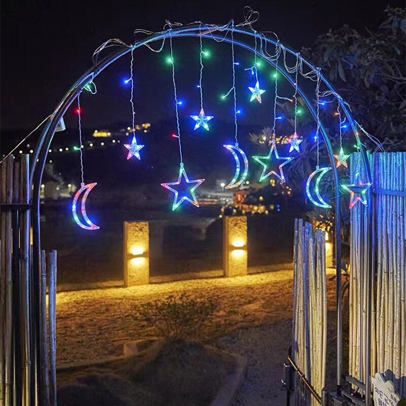 Charmante 5m LED-Lichterkette mit Monden, Sternen, Schneeflocken. Ideal für Winter- & Weihnachtsbeleuchtung.