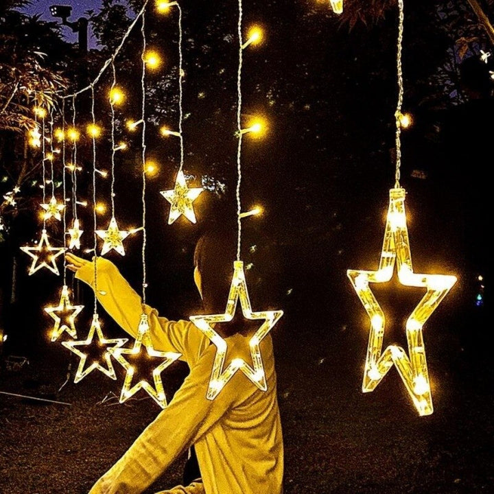 Garten-Lichterkette 5m mit leuchtenden Monden, Sternen, Schneeflocken. Solar für festliche Stimmung im Freien.