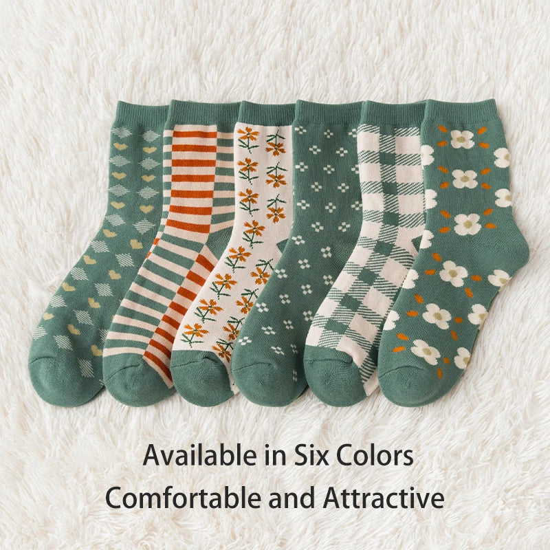 Damen-Socken im süßen College-Stil: 6 Paar gemusterte, dicke Herbst- und Wintersocken für Freizeit.