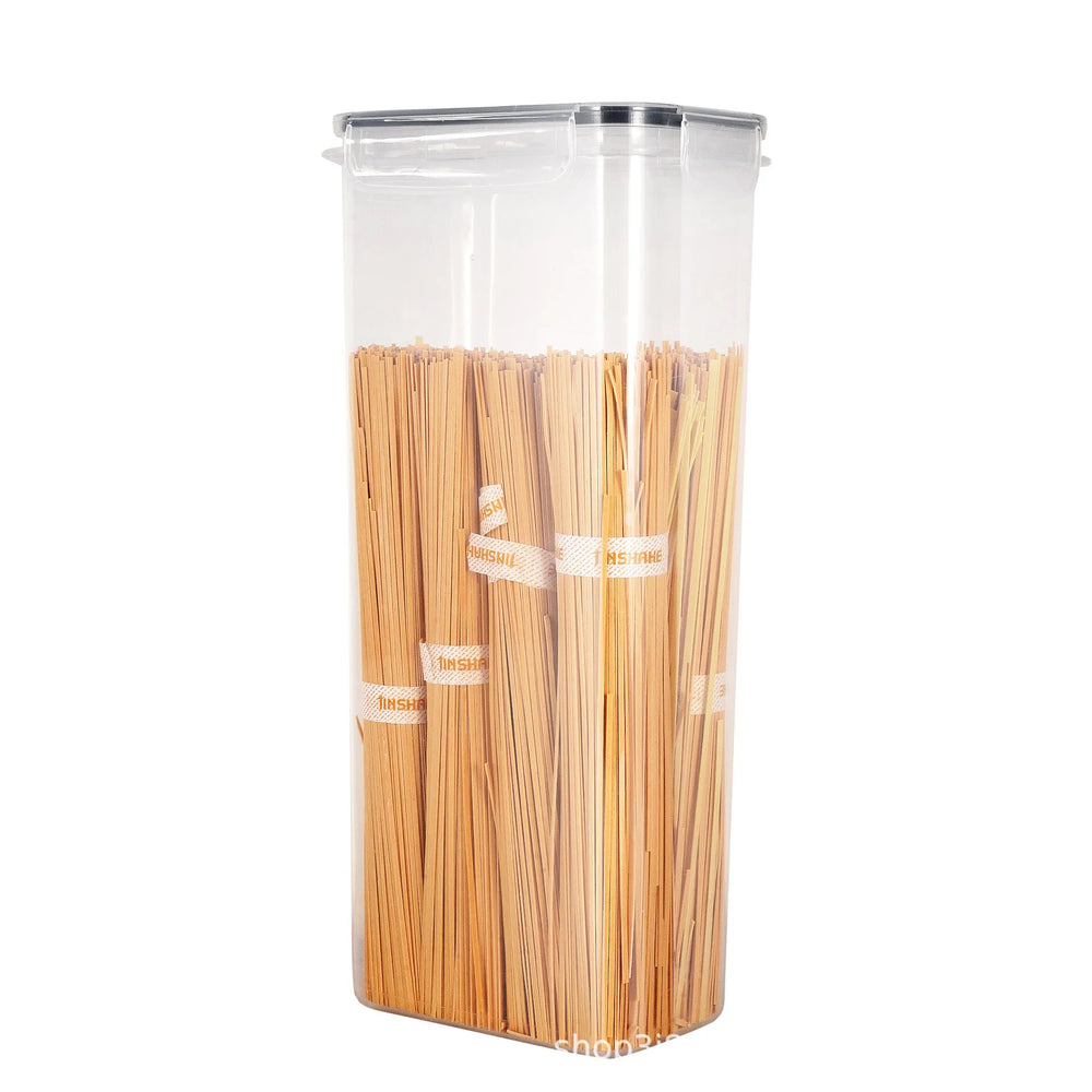 BPA-freie Vorratsdosen mit luftdichten Deckeln halten Lebensmittel frisch. Perfekt für die Küchenordnung.