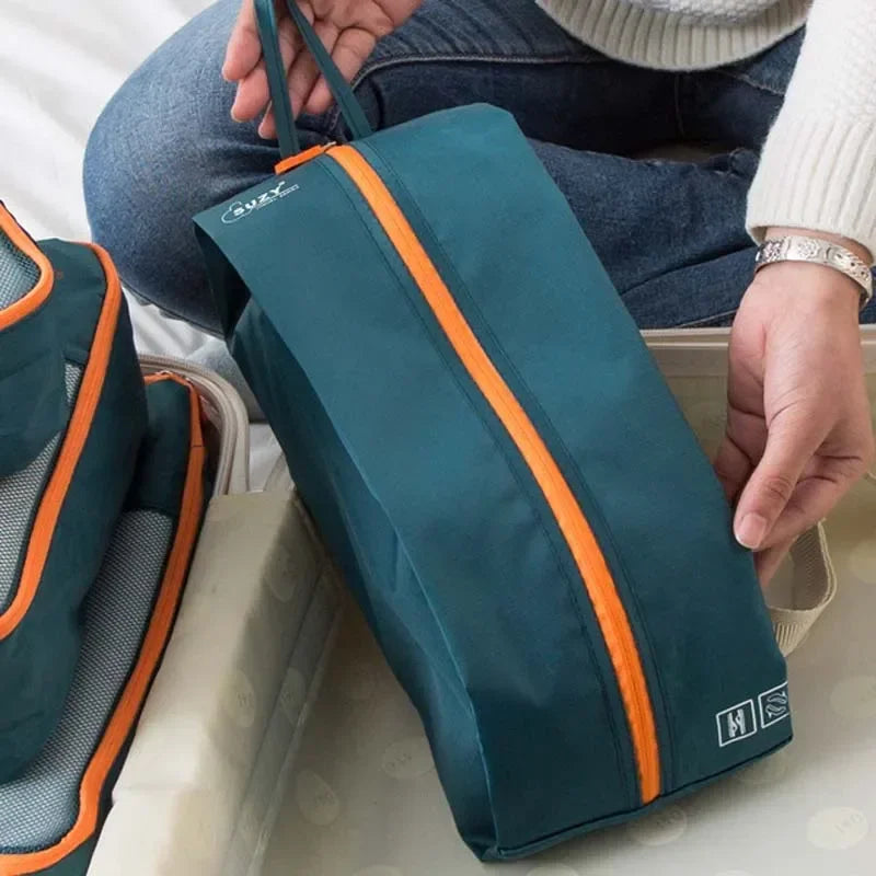 Praktische Koffer-Taschen für Kleidung, Schuhe und schmutzige Wäsche. Das 7-teilige Reise-Organizer Set.