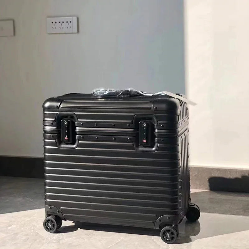 Premium Aluminium-Koffer Monaco, stilvolles Design, höchste Robustheit für sorgenfreies Reisen.