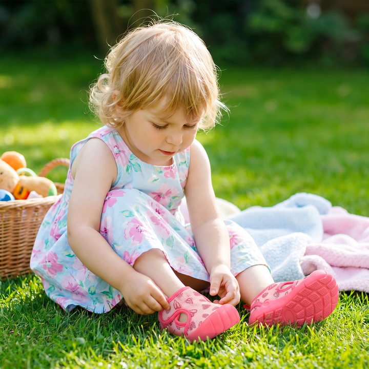 Atmungsaktive Babysandalen für Jungen und Mädchen, Lauflernschuhe für einen rutschfesten Sommer.