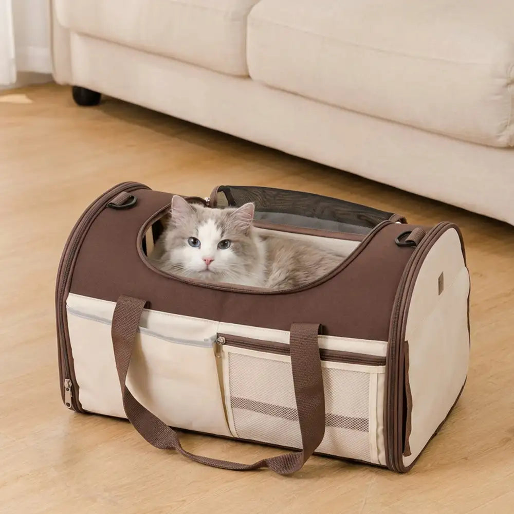 Komfortable Umhängetasche für Haustiere, atmungsaktiv, perfekt für sicheren Transport von Hund & Katze.