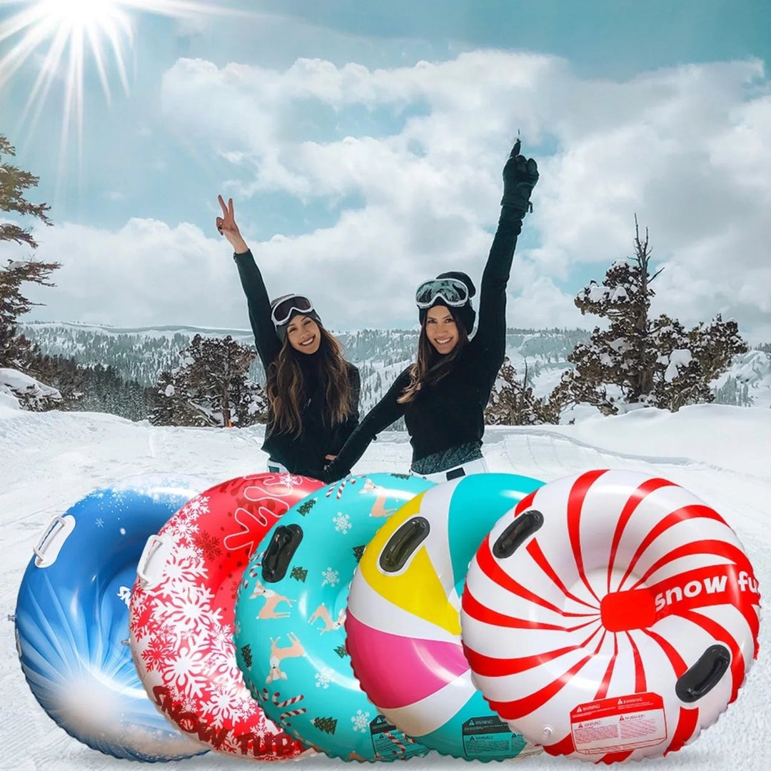 Hochwertiger BLIZZTORQ Schneereifen aus robustem PVC, aufblasbar; kältebeständig für ultimativen Outdoor-Spaß.