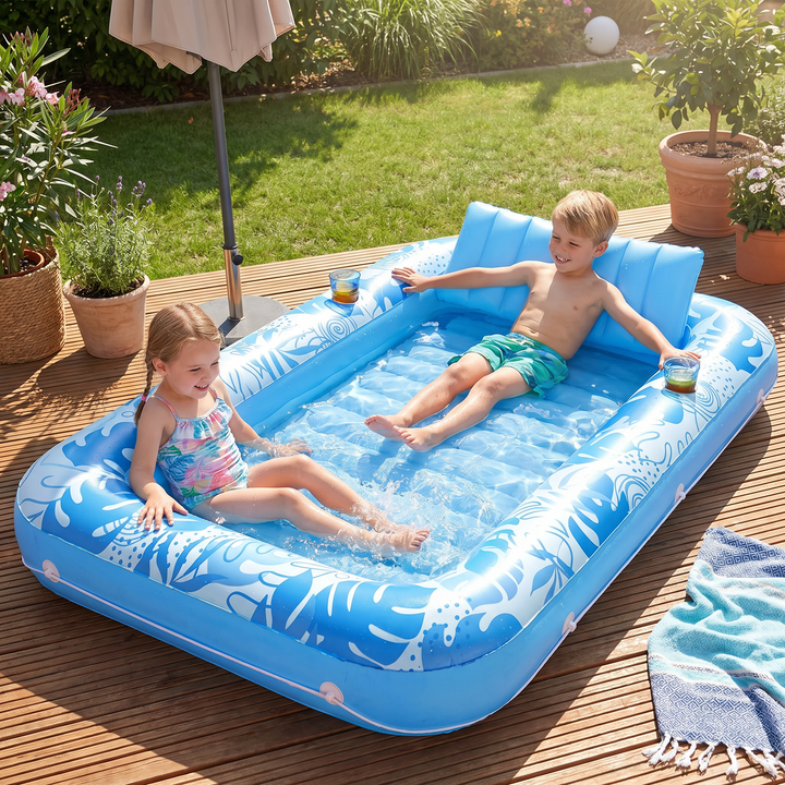 Entspannender aufblasbarer Lounge Pool mit Kissen für gemütliche Stunden und kühle Erfrischung im Sommer.