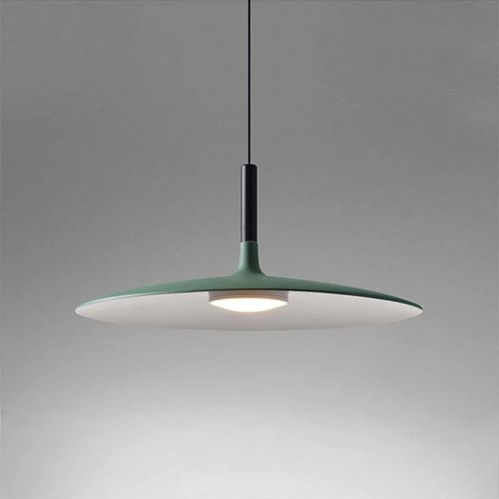 Moderne AuraPan LED Hängelampe, verfügbar in verschiedenen Farben, als stilvolle Akzentbeleuchtung.