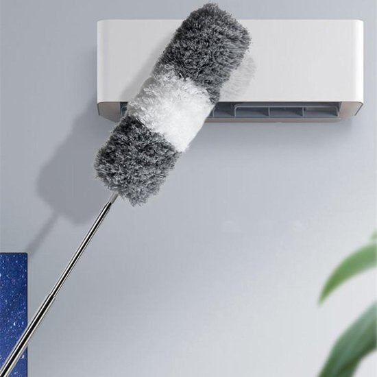 Praktischer Staubwedel mit Verlängerung für eine saubere Wohnung ohne Leiter.