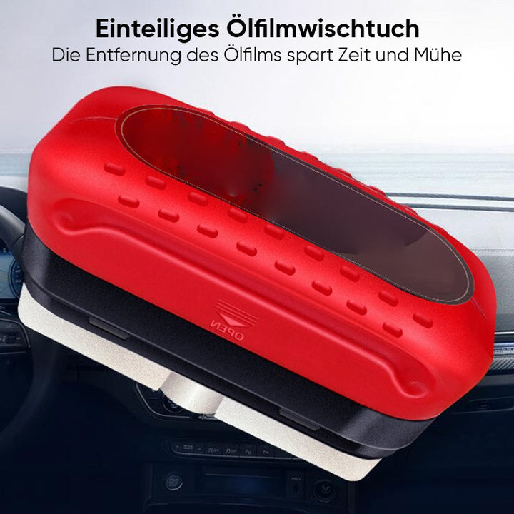 Unterschied: Versiegelte und unbehandelte Autoscheibe. Maximale Fahrsicherheit durch wasserabweisende Glasversiegelung.