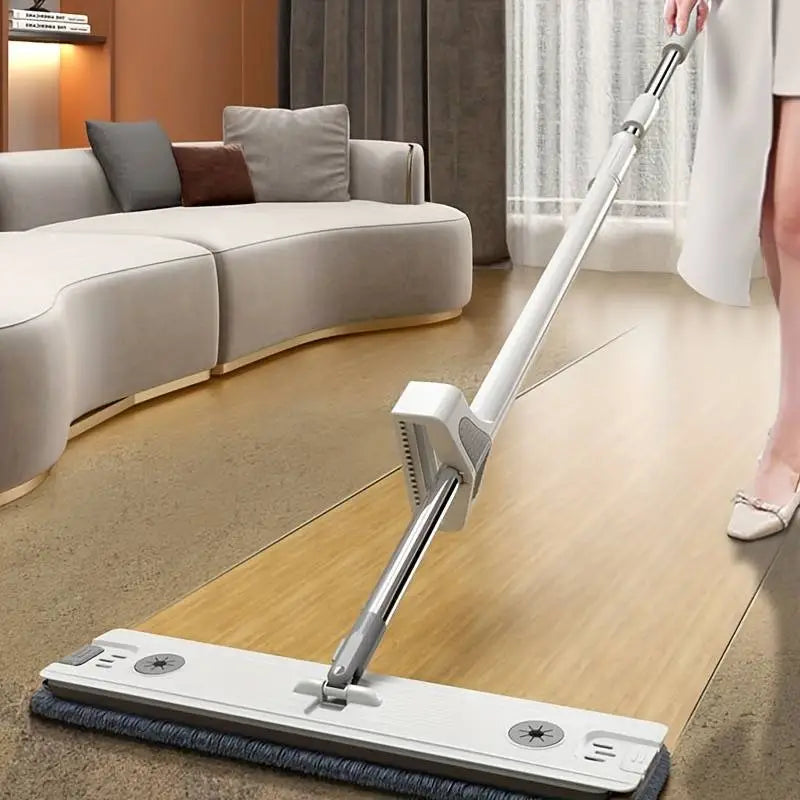 Automatischer 360°-Wischmop mit Selbstreinigungssystem für effiziente Bodenreinigung im Haushalt.