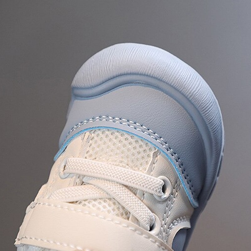Indoor Babyschuhe: atmungsaktiv, weich, flexibel, für gesunde Fußentwicklung & Komfort.