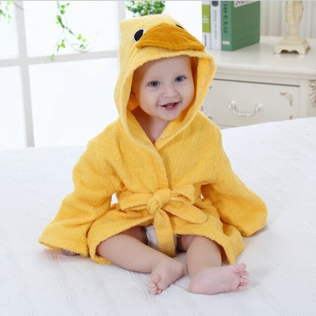 Flauschiges Baby Kapuzenhandtuch mit Hasenmotiv aus weicher Baumwolle für Kinder & Babys nach dem Bad.