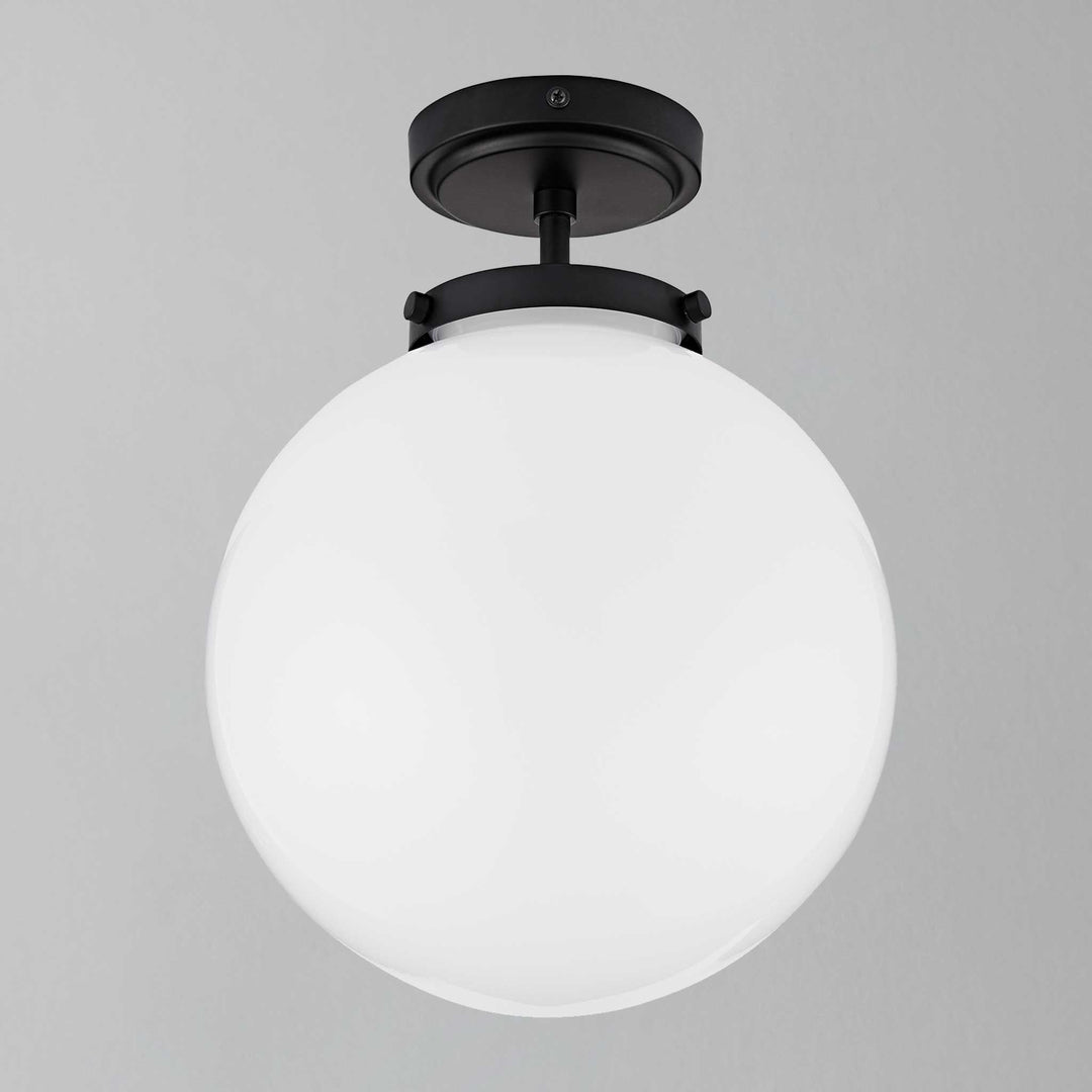 Minimalistische Kugel-Deckenleuchte LumiSphere, in Schwarz, Messing oder Chrom, perfekte LED-Beleuchtung.