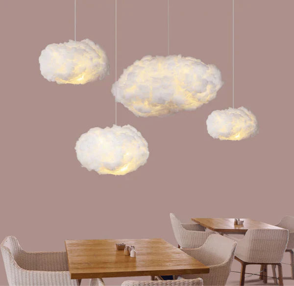 Einzigartige bauschige Wolkenlampe als stilvolle Deko und Ambiente-Beleuchtung für modernes Interieur.