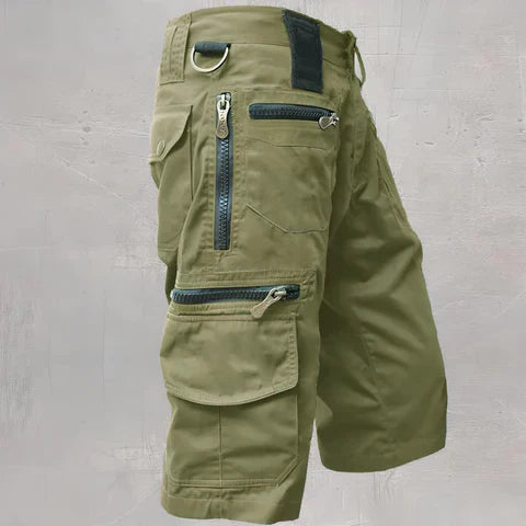 Komfortable Herren Cargo-Shorts. Vielseitige Outdoorbekleidung für entspannte Tage & aktive Abenteuer.