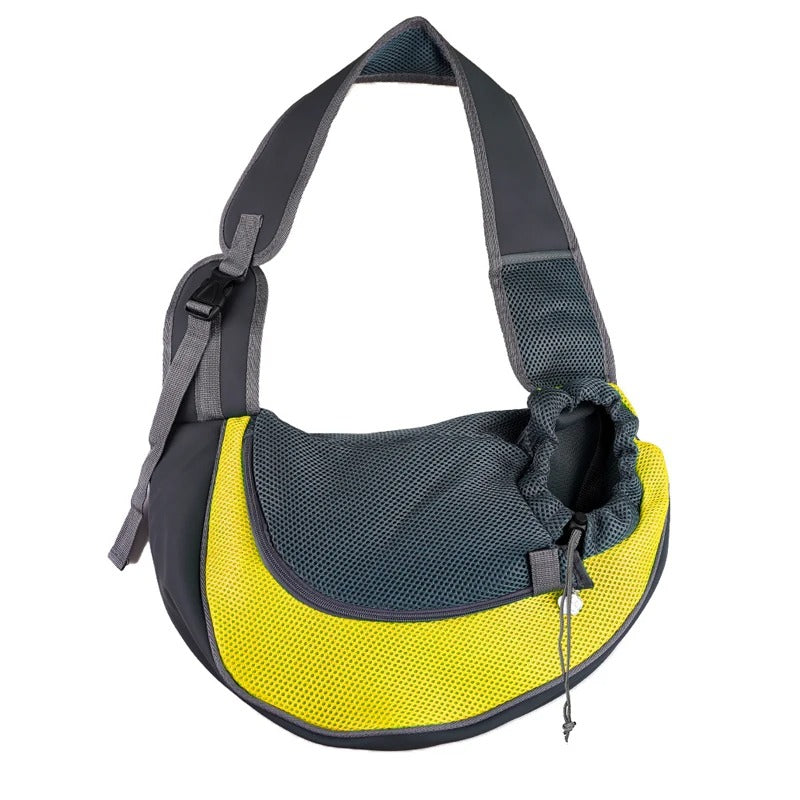 Detailansicht: Belüftungsöffnungen & Seitentaschen am Haustier-Rucksack für optimalen Kleintiertransport.