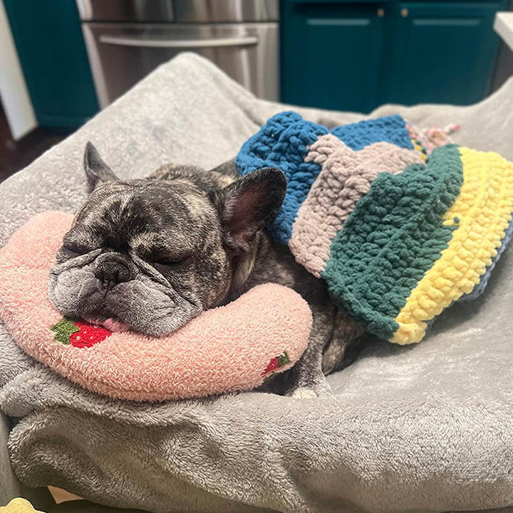 Anti-Stress Kuschelkissen CalmNest für Hunde. Das weiche Haustierbett bietet Komfort & Sicherheit für Welpen & Senioren.