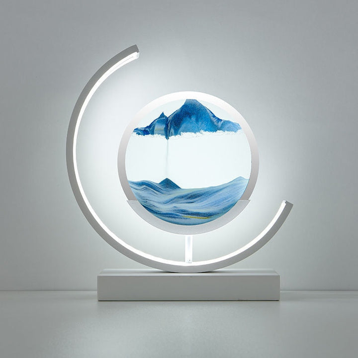 Design-Tischlampe mit LED und 3D Sandkunst, schafft eine entspannende Atmosphäre im Raum.