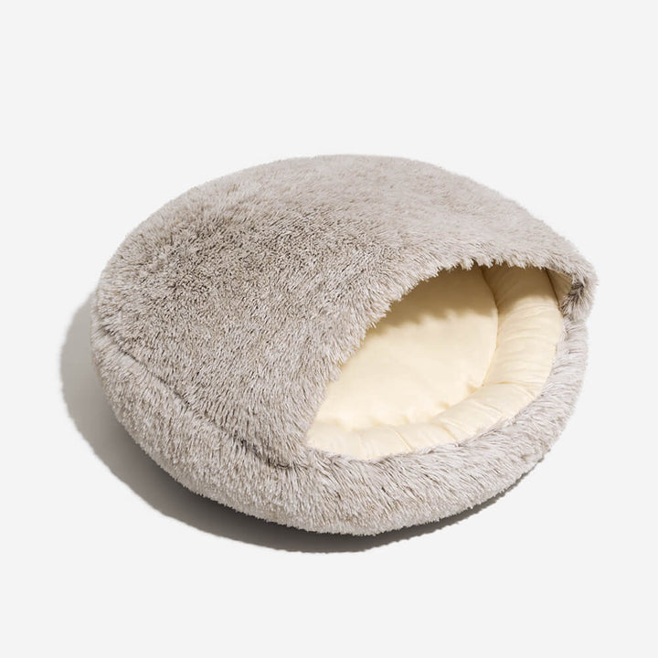 Detailaufnahme des extra weichen Plüschmaterials vom Hundebett, für ultimativen Komfort.