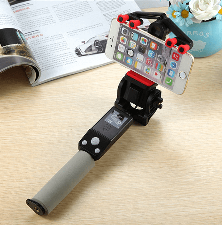 Flexibler Bluetooth Selfie Stick mit erweiterbarer Stange und 360° Drehfunktion für Vlogger.