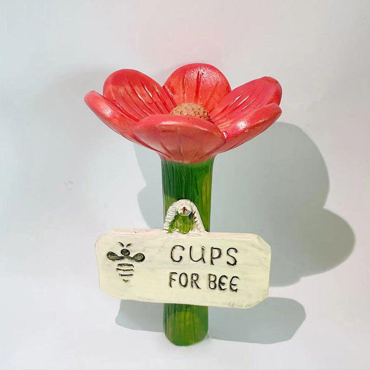 Bienen- & Schmetterlings-Wasserschale, blumenförmig, eine Bereicherung für jeden Garten.