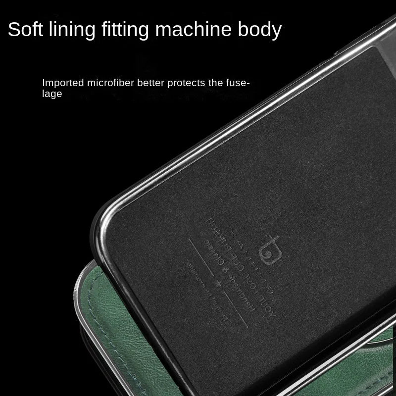Grüne iPhone Lederhülle mit unsichtbarem Klappständer. Stilvoller Handyschutz für iPhone 12, 13. Praktisches Zubehör.