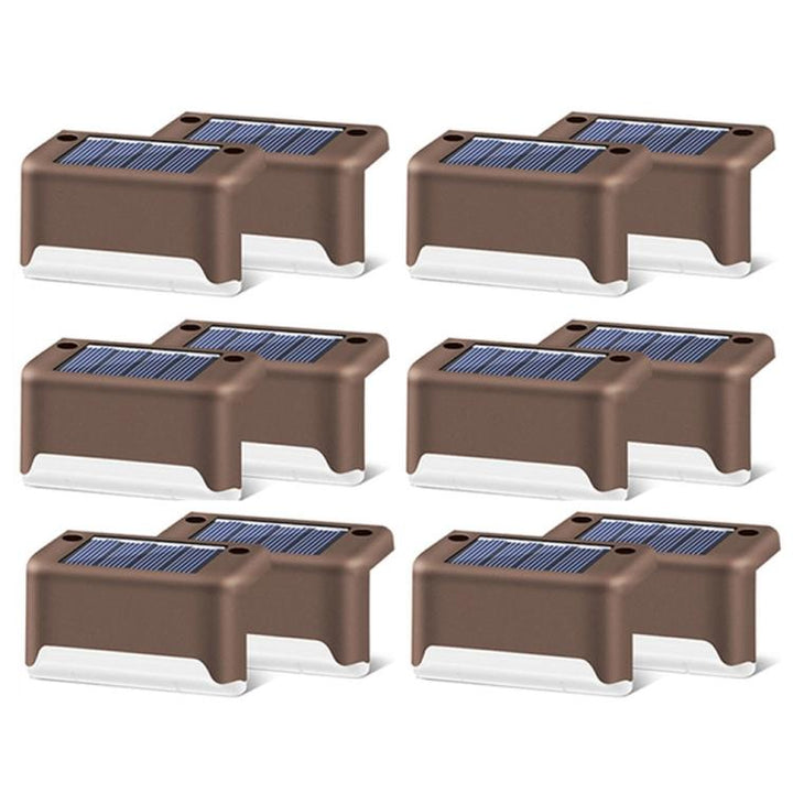 Warmweiße Solar LED Stufenleuchten, braun, IP65 für Garten-Wegbeleuchtung.