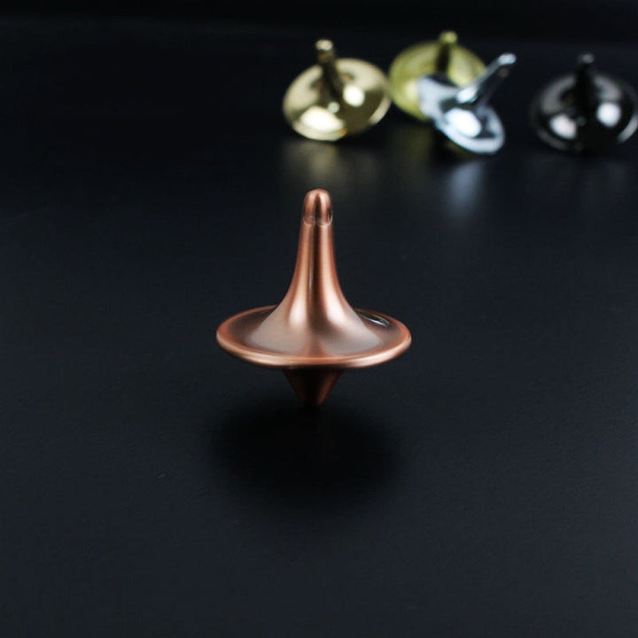 Brehn Edelstahl Kreisel: Modernes Schreibtisch-Totem. Präzises Designobjekt für Entspannung und Eleganz im Büro.