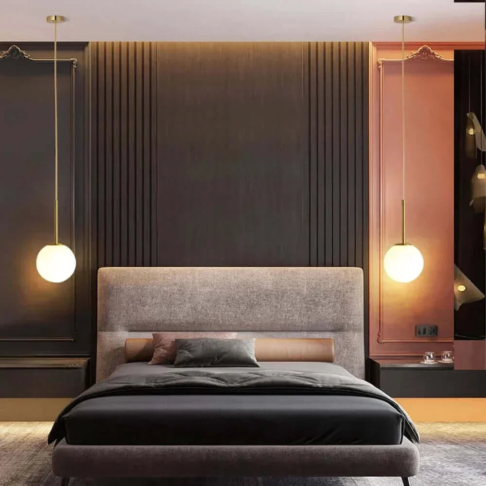 Brehn Pendelleuchte: Zeitlose Eleganz mit Glasball. Mid-Century Design für Wohn- oder Schlafzimmer.
