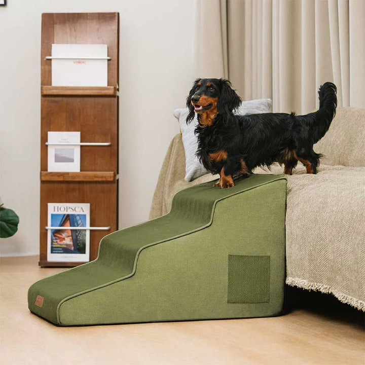 Praktische Haustiertreppe aus Chenille, gelenkschonend für Hunde & Katzen, mit sicherer Standfläche.