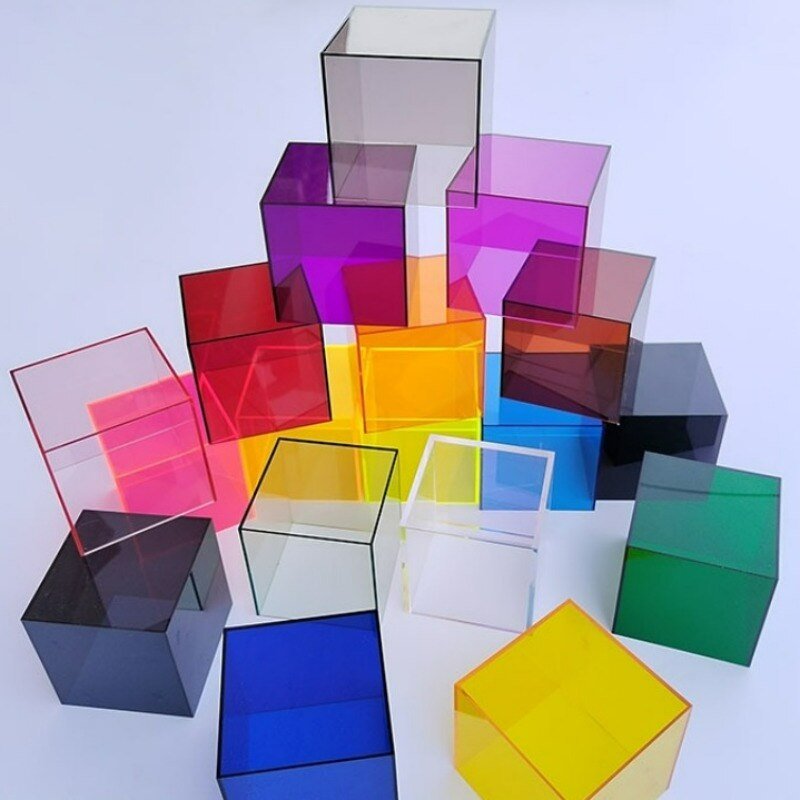 Bunte Acryl Display-Box für Sammlerstücke, Dekoration & Präsentation.