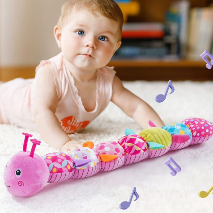 Entwicklungsförderndes Babyspielzeug: Plüschraupe mit Rassel & Musik zur Stimulation der Motorik.