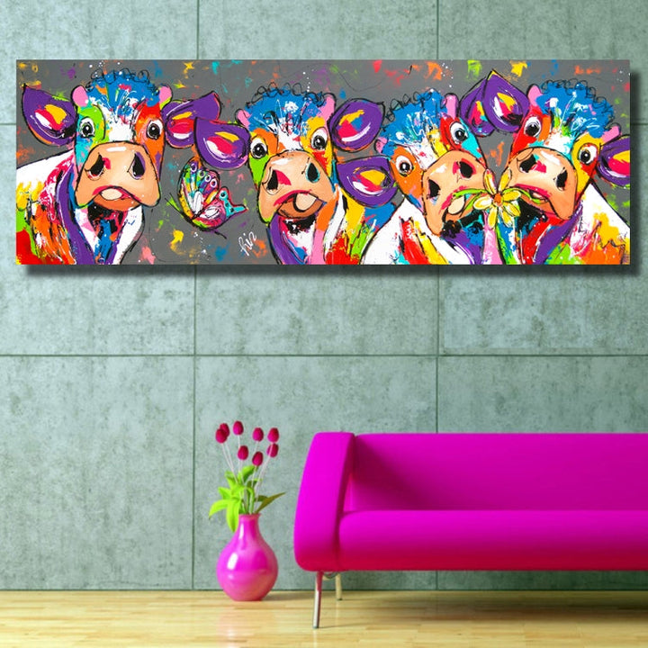 Buntes Kühe Leinwandbild, lebendiger HD Druck. Gerahmte Wandkunst für moderne Wohnkultur.
