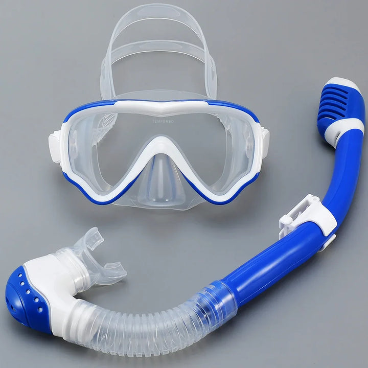 Ergonomisches Kinder Tauchset mit weicher Silikon-Dichtung für maximalen Tragekomfort im Wasser.