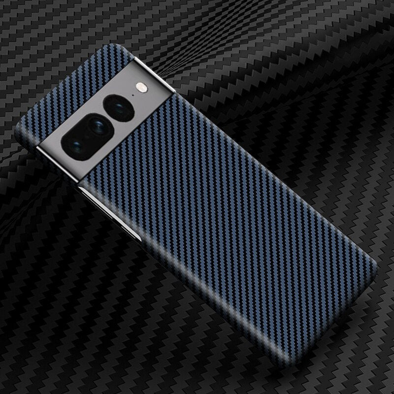 Rutschfeste Carbon Pixelhülle für Google Pixel 7, 7 Pro, 8, 8 Pro, 7A. Sicherer Halt & optimaler Schutz.